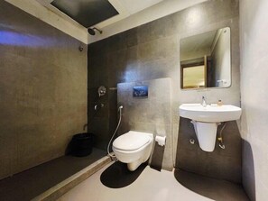 Superior Double Room, City View | Bathroom | Shower, towels - Hotel The Crest (Kolkata)