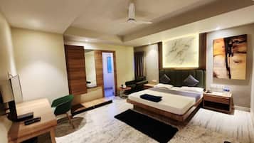 Superior Double Room, City View | City view