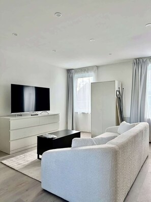 TV, offices