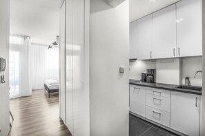 开间 (67) | 私人厨房 | 冰箱、炉灶、电热水壶、厨具/餐具