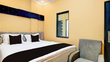 Suíte standard, 1 cama de casal | Escrivaninha, Wi-Fi de cortesia, roupa de cama