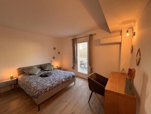 2 bedrooms