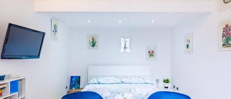 3 عدّة غرف نوم ومكتب ومكواة/لوح كي وواي فاي