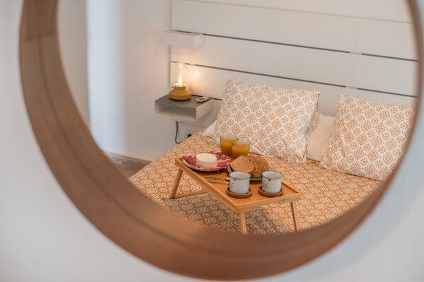 2 dormitorios, tabla de planchar con plancha, wifi y ropa de cama