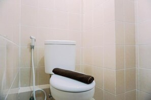 Studio, City View | Bilik Mandi | Pancuran mandi, tuala disediakan, sabun, syampu