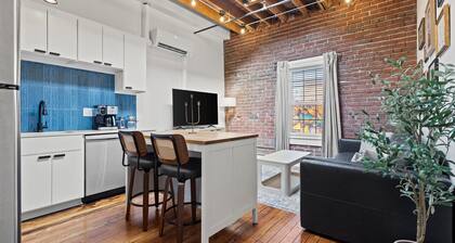 Downtown 1BR Loft | Crossroads Arts District | Free Parking Spot