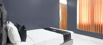 OYO 94756 23 Residence