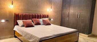 Let'stay- Sector 63A Noida