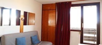 Studio for 4 in the heart of Les Orres 1650, direct access to slopes and shops