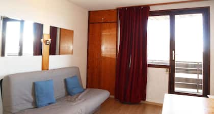 Studio for 4 in the heart of Les Orres 1650, direct access to slopes and shops
