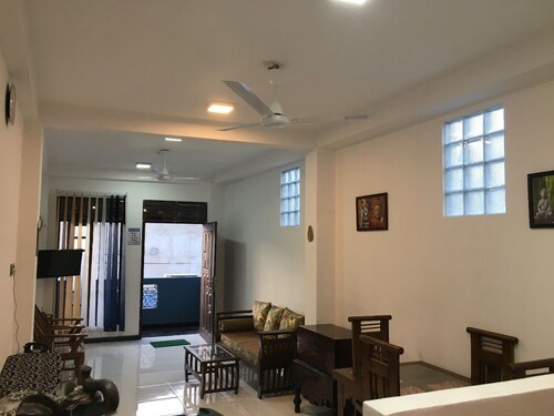 Fully Furnished House for Short Term Rent In Colombo 13