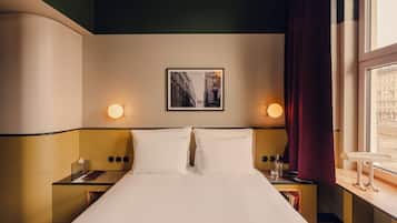 Cofres nos quartos, cortinas blackout, Wi-Fi de cortesia