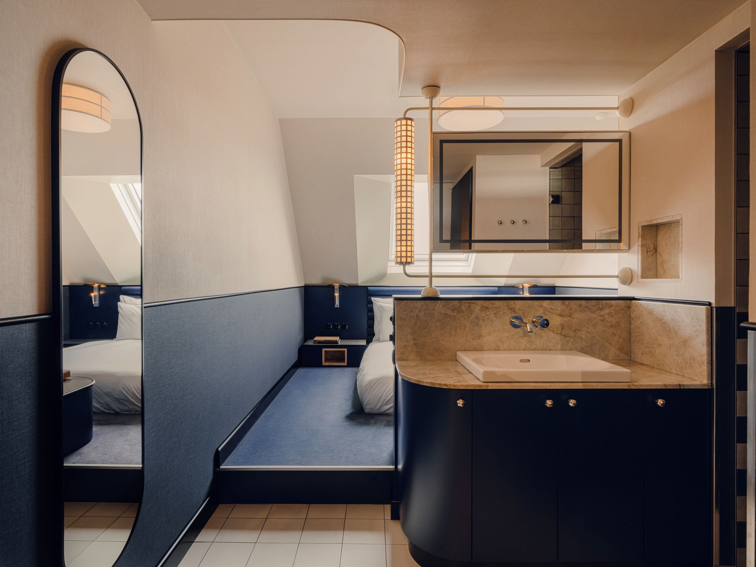 Caja de seguridad en la habitación, cortinas blackout y wifi gratis 