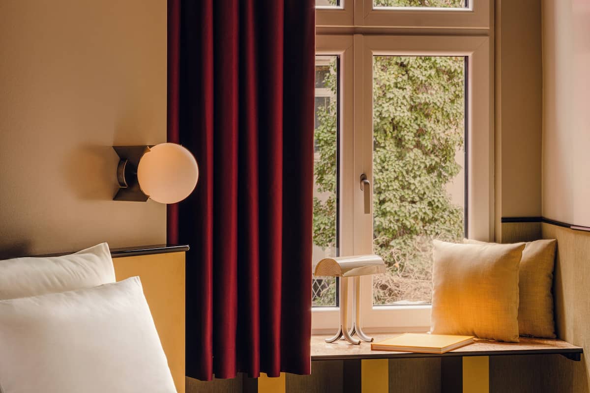 Coffres-forts dans les chambres, rideaux occultants, Wi-Fi gratuit