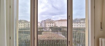 Easylife - Tuscany(Arezzo) - Piazza Guido Monaco 1