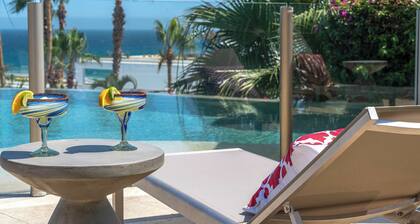 Luxury 6-Bedroom Villa in Cabo with Pool House and Beach Access