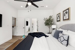 4 間睡房、熨斗/熨衫板、免費 Wi-Fi、床單