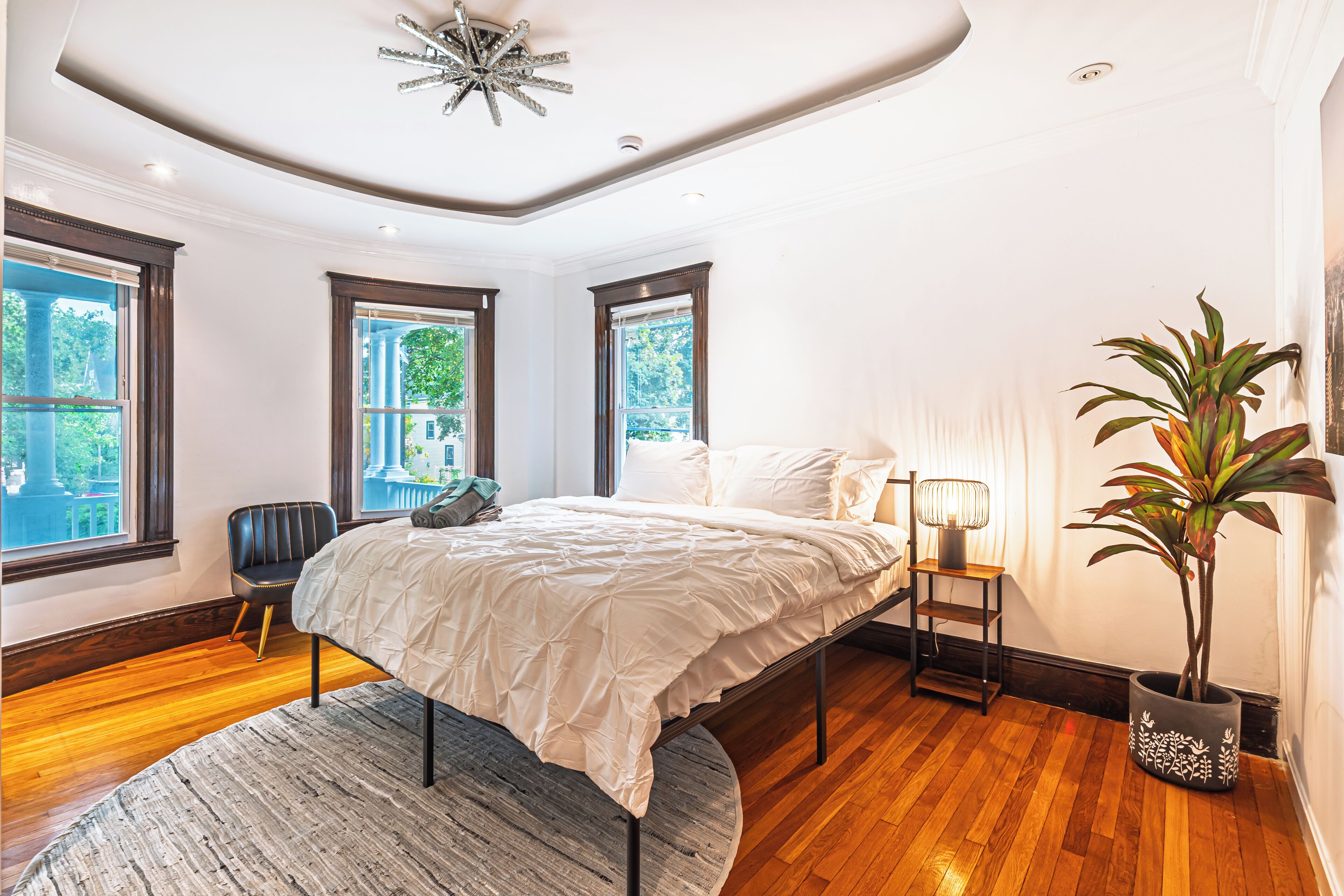 6 bedrooms, iron/ironing board, travel cot, free WiFi