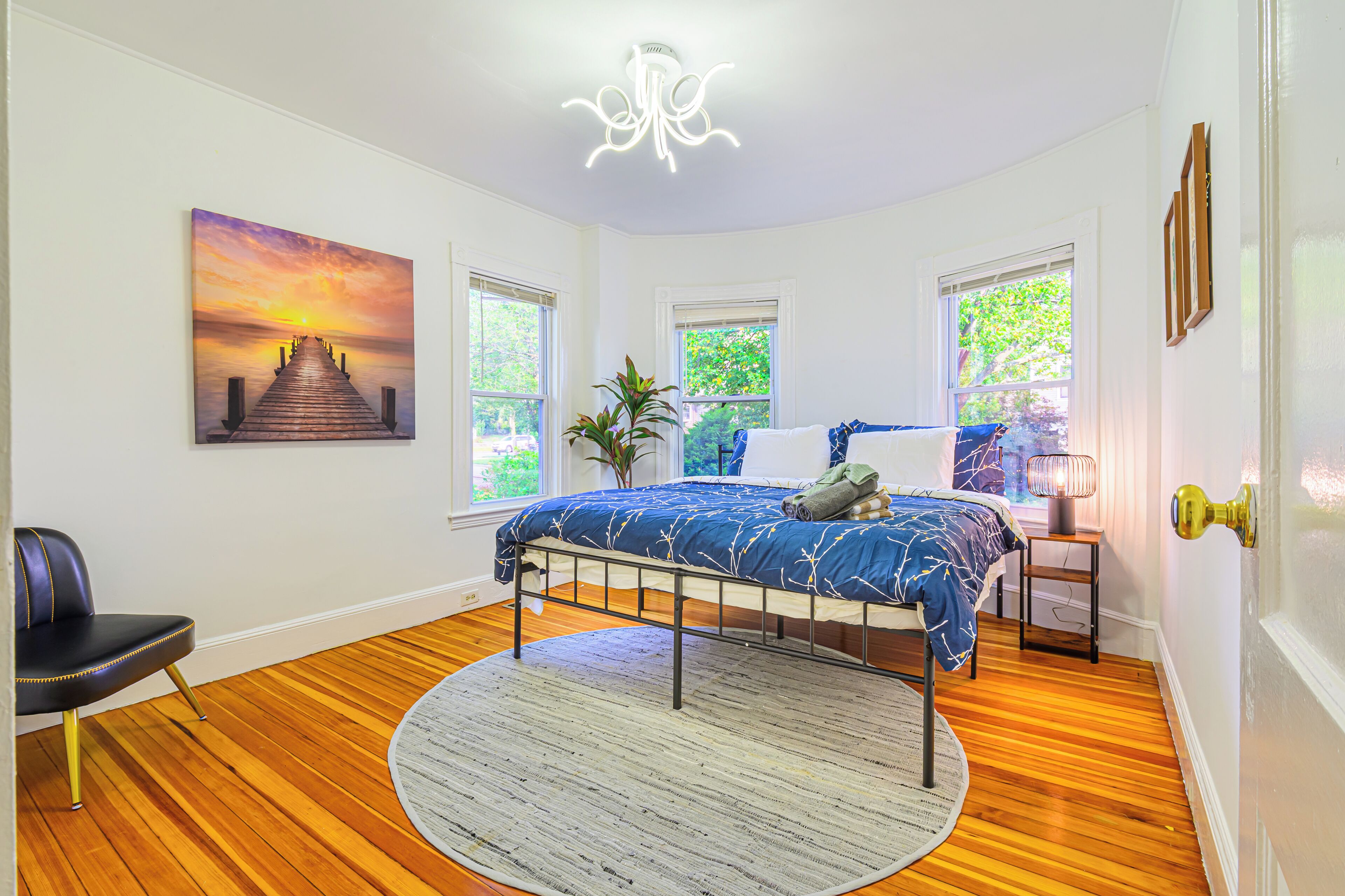 6 bedrooms, iron/ironing board, travel cot, free WiFi