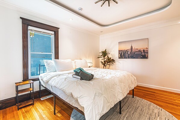 6 chambres, fer et planche à repasser, lit parapluie, Wi-Fi gratuit