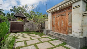 住宿正面