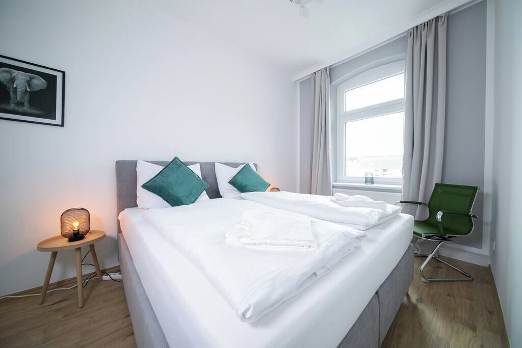 2 soverom, safe på rommet, skrivebord og strykejern/-brett