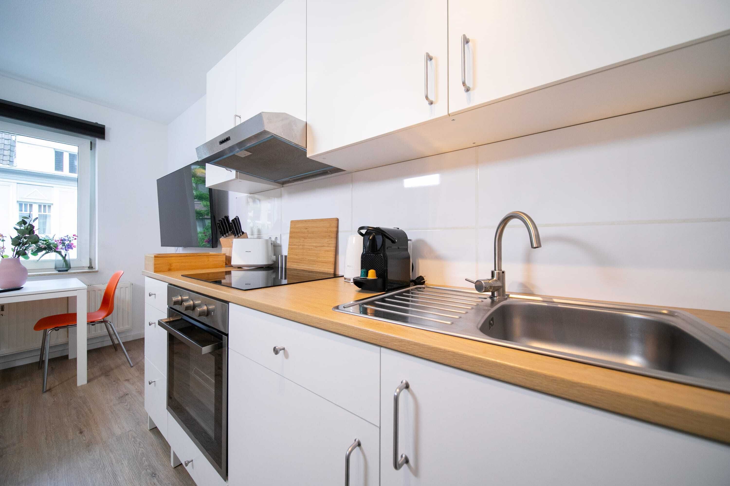 Kühlschrank, Ofen, Herdplatte, Geschirrspüler