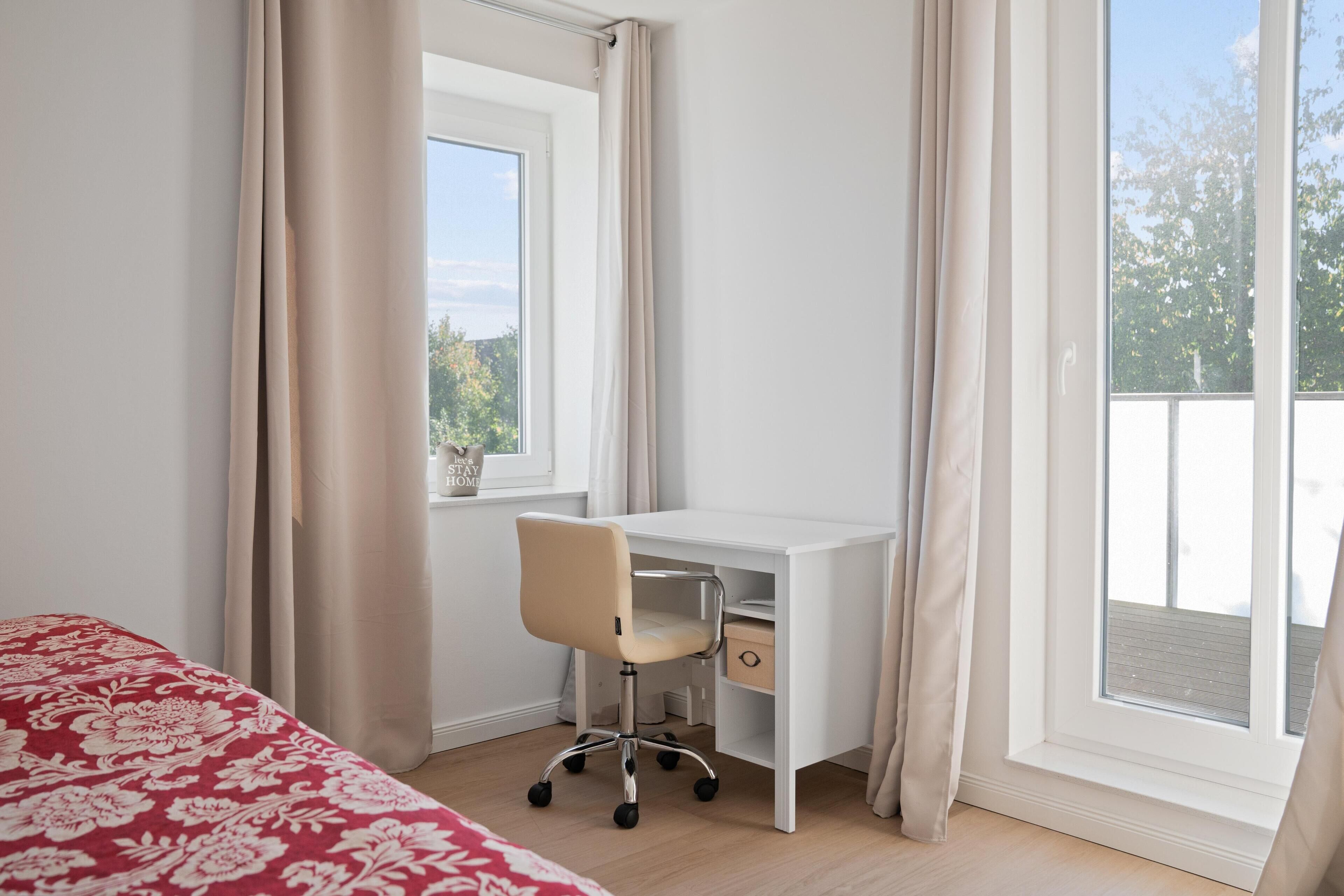 3 Schlafzimmer, Schreibtisch, Bügeleisen/Bügelbrett, kostenloses WLAN