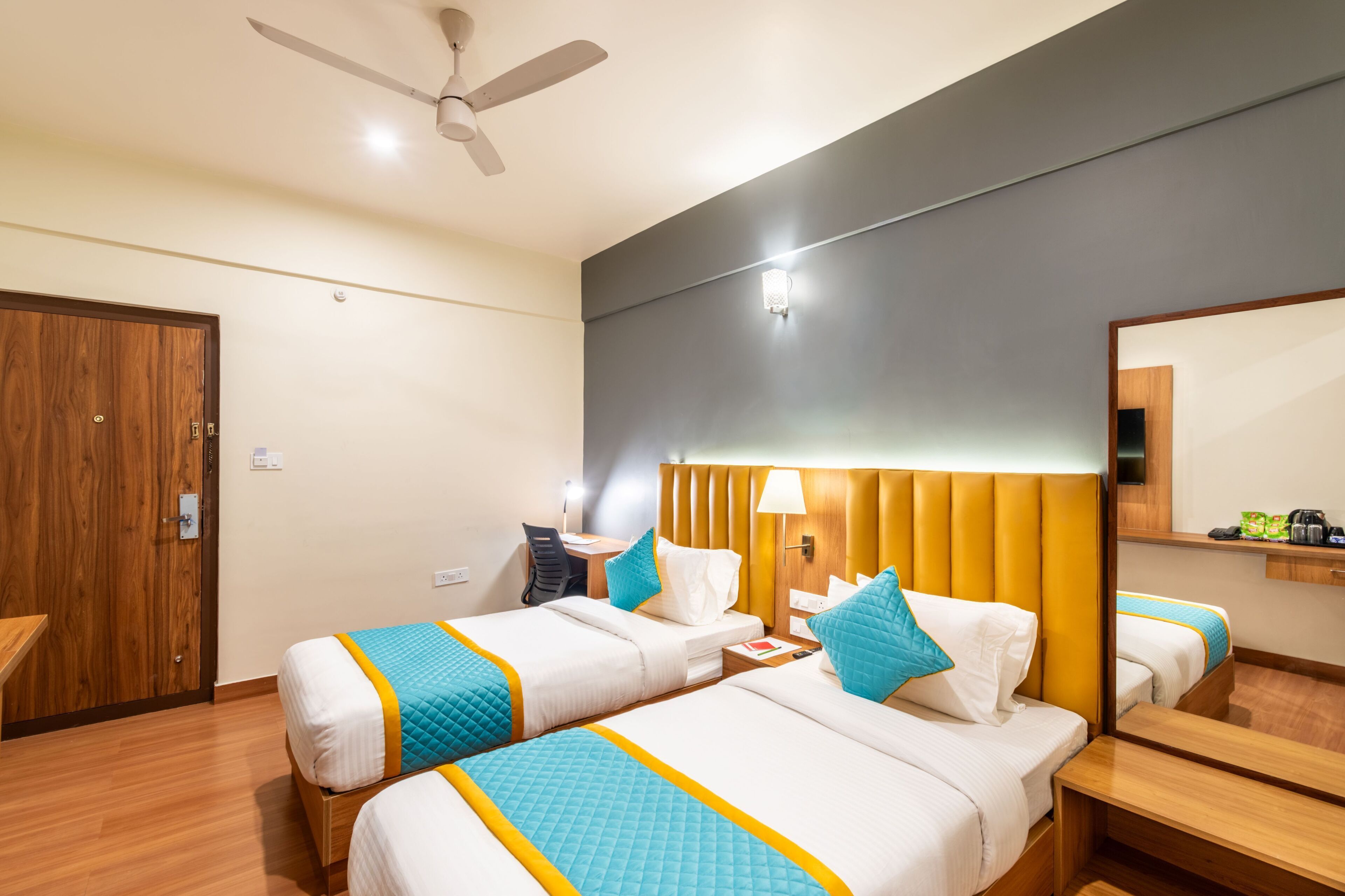 Premium Twin Room, Balcony, City View