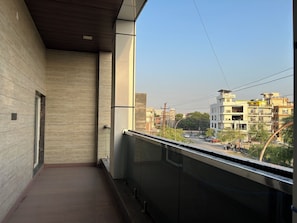 Thành phố nhìn từ nơi lưu trú