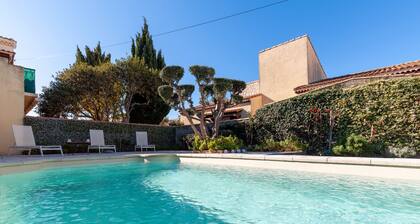 Bed and Breakfast 'Salamandre Chambre D'hote' with Shared Pool, Wi-Fi and Air Conditioning