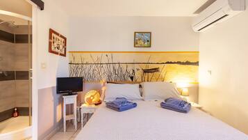 1 camera, Wi-Fi, lenzuola