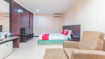 Deluxe Double Room | Free WiFi, bed sheets
