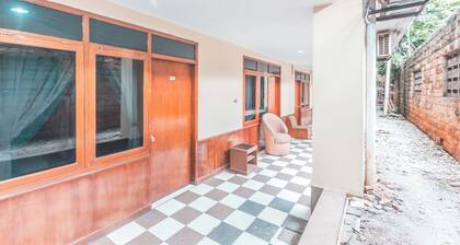 OYO 94759 Hotel Taman Cibinong