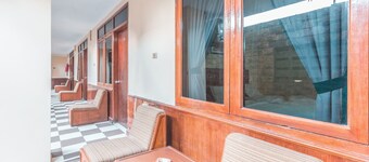 OYO 94759 Hotel Taman Cibinong