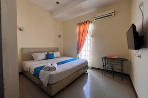 Deluxe Double Room | Free WiFi, bed sheets
