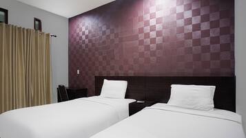 Deluxe Twin Room | Free WiFi, bed sheets