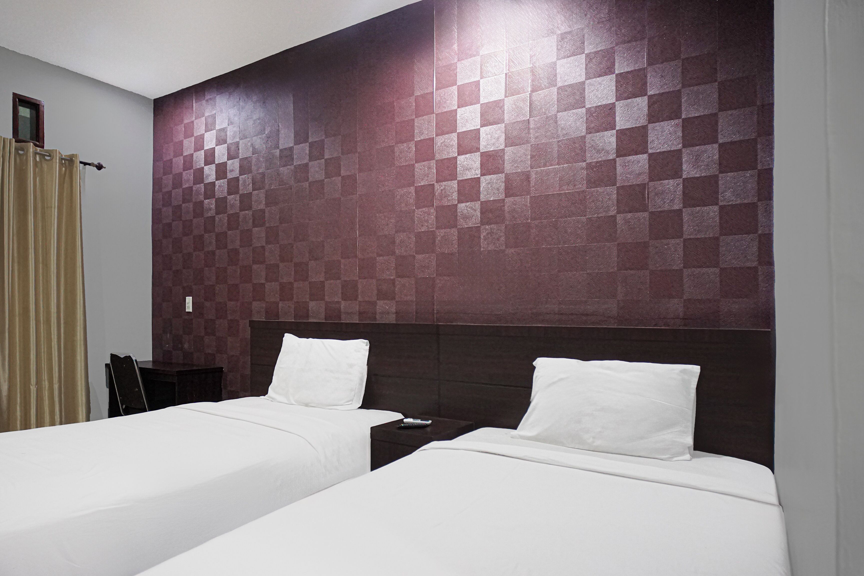 Deluxe Twin Room | Free WiFi, bed sheets