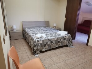 Classic Double or Twin Room, Pool View