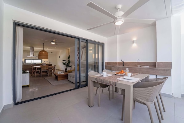 Dining - Fantastic 2 BR apartment 30 seconds from beach (Punta Cana)