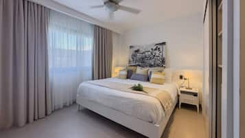 2 chambres, fer et planche à repasser, Wi-Fi, draps fournis