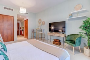 Interior detail - Durrani Homes - Luxurious Studio near Dubai Mall with pool view (Dubai)