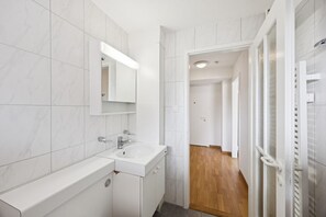 مجففات شعر، مناشف