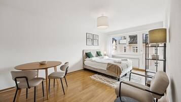 1 Schlafzimmer, Schreibtisch, Bügeleisen/Bügelbrett, WLAN