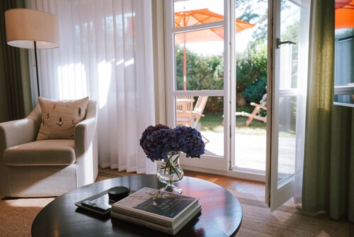 Sünn un See - Hortensienblick: Cozy apartment under thatch