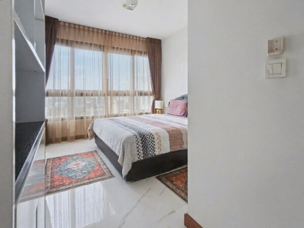1 bedroom, iron/ironing board, Internet, bed sheets