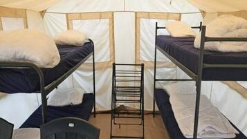 5 bedrooms, individually furnished