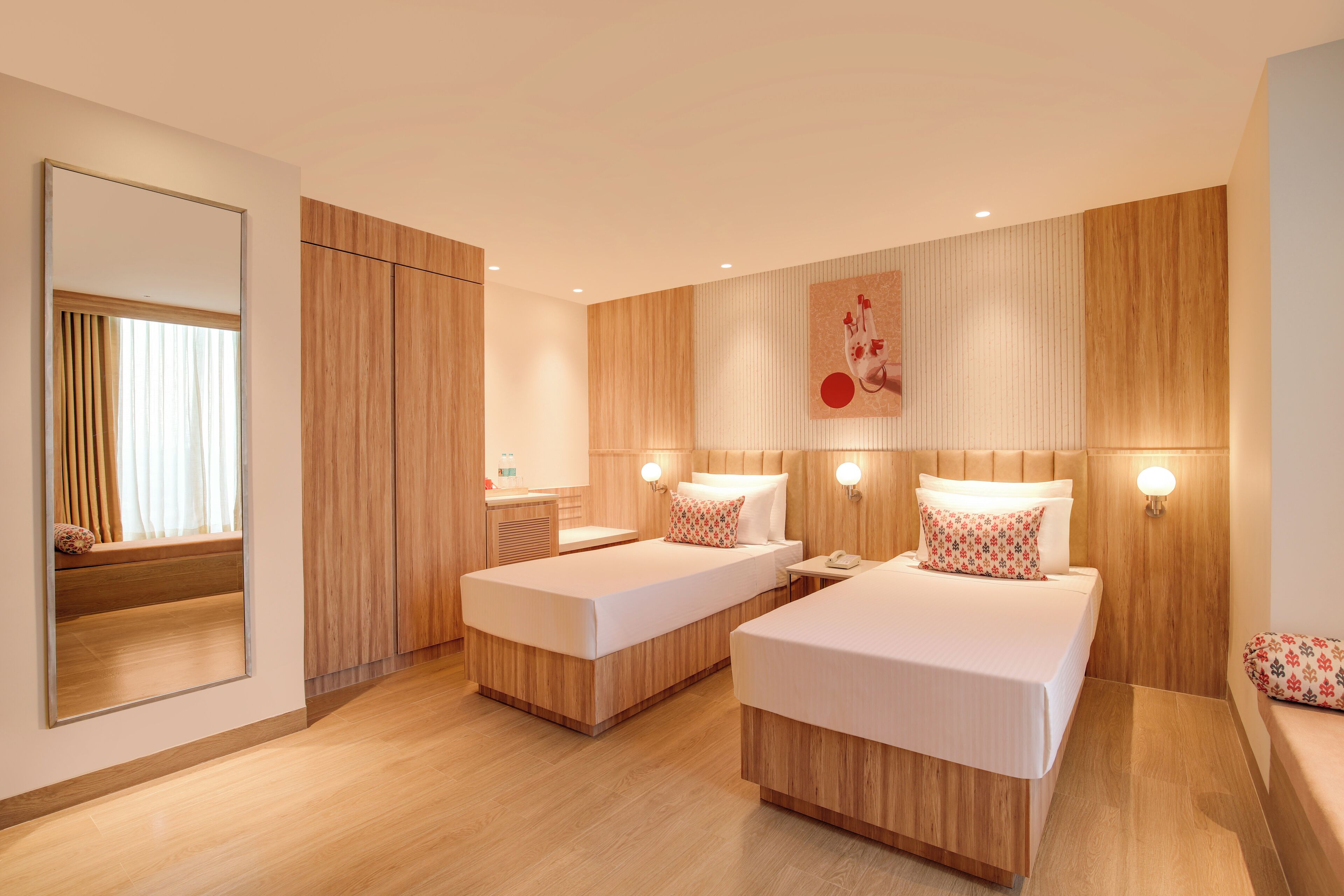 Executive Twin Room | Premium bedding, memory-foam beds, minibar, in-room safe