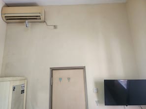 免费 WiFi、床单