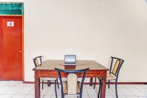 Reception - OYO 94780 Blessing Homestay (Surabaya)